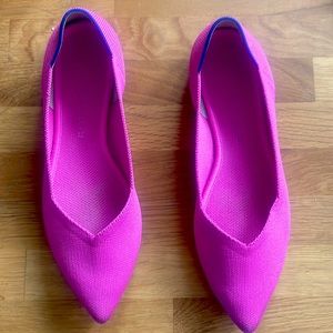 Rothy’s The Point- dragon fruit/hot pink